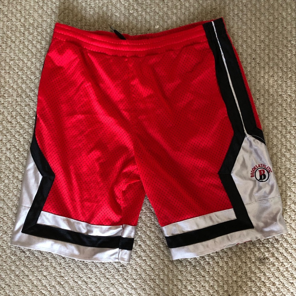Brooks Red Athletic Mesh Boys Shorts with Black & White Trim Size Large (14/16)